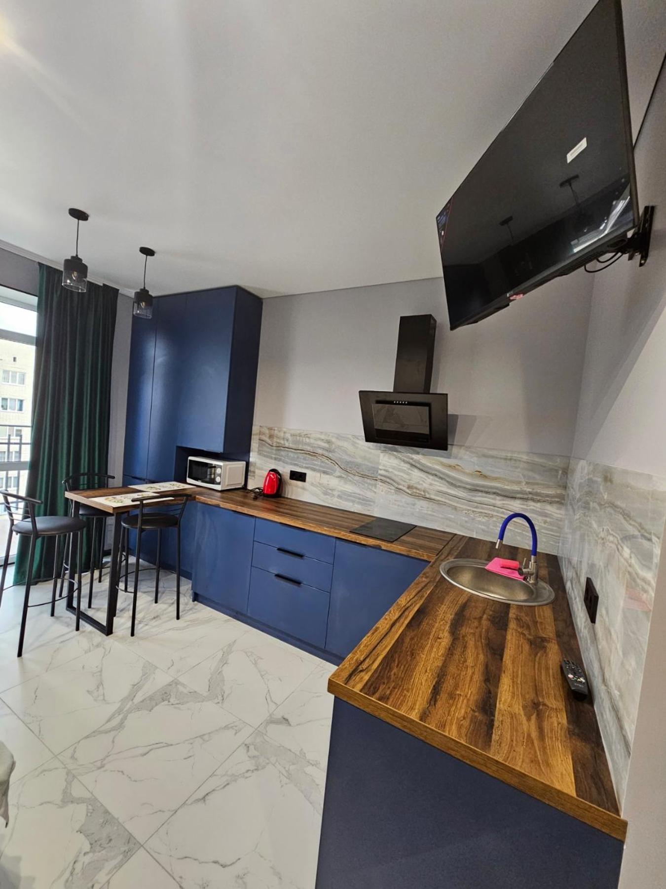 Ferienwohnung Жк Дрім Таун, Район Жд Вокзала Lutsʼk Exterior foto